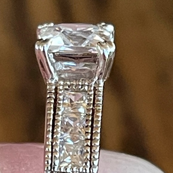 Signed 925 Sterling Square Prong Set and Pave Set CZ Ring Size 7 - Picture 4 of 16